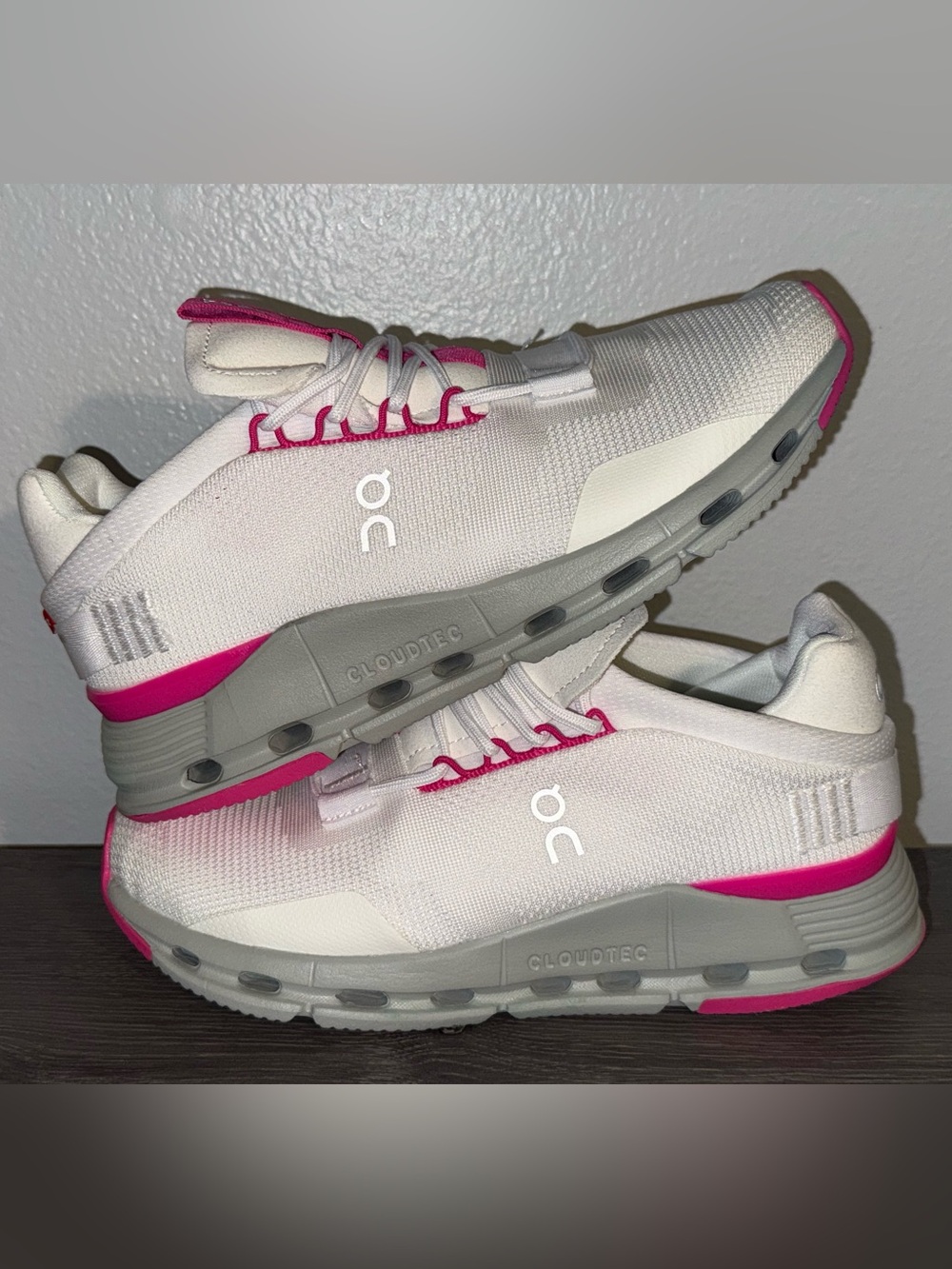 On Running Women's Size 7 Cloudnova White and Pink CloudTec Running Shoes NIB